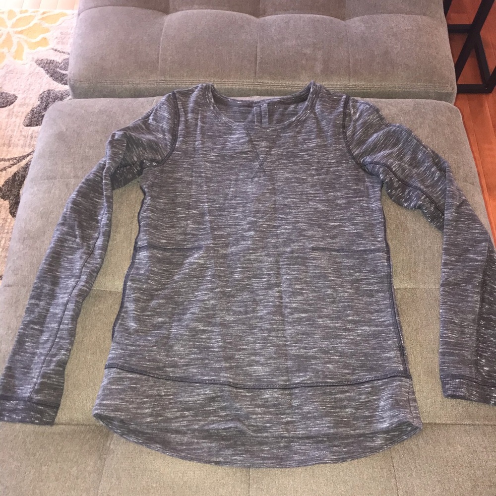 Lululemon sweatshirt